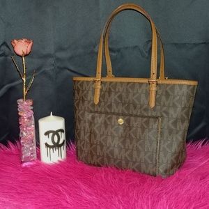 Michael Kors Jet Set Tote